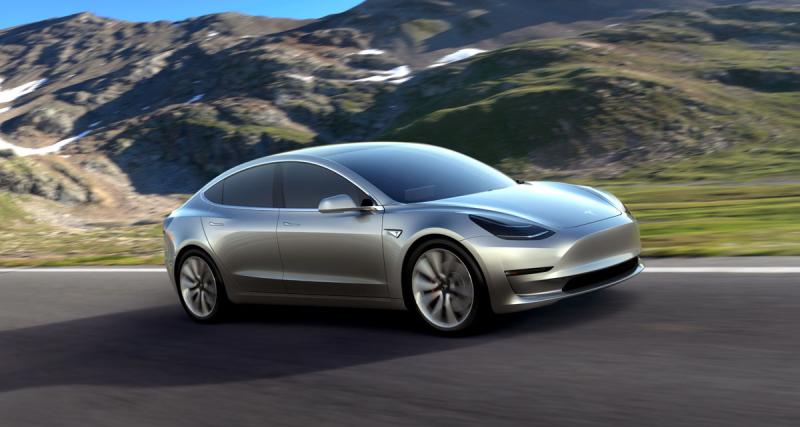  - Tesla Model 3 : une petite sœur à 30 000 euros pour la Model S