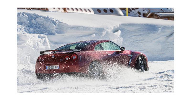  - Nissan GT-R 2014 : en action sur la neige