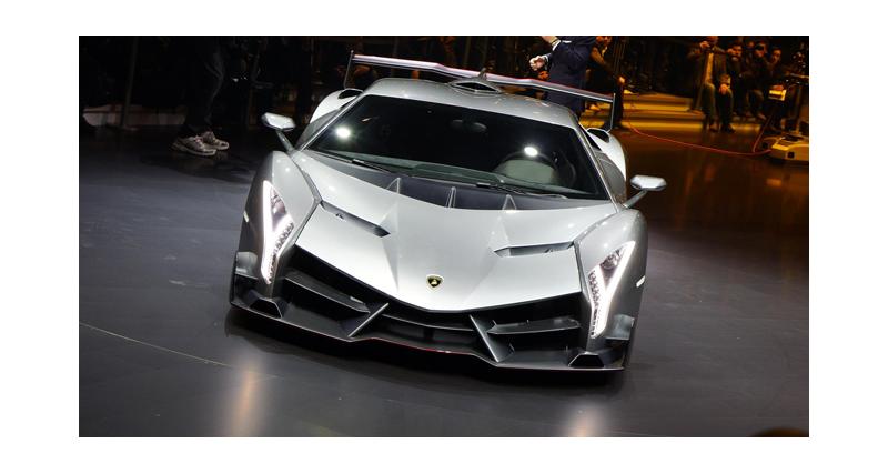  - Lamborghini Veneno en direct de Genève : le taureau voit rouge
