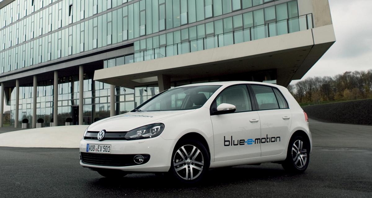 Volkswagen Golf Blue-e-motion : compacte sur prise