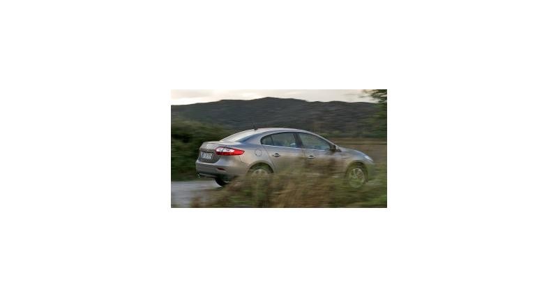  - Contact : Renault Fluence 