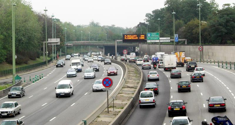  - Paris : vitesse réduite et stationnement gratuit face au pic de pollution