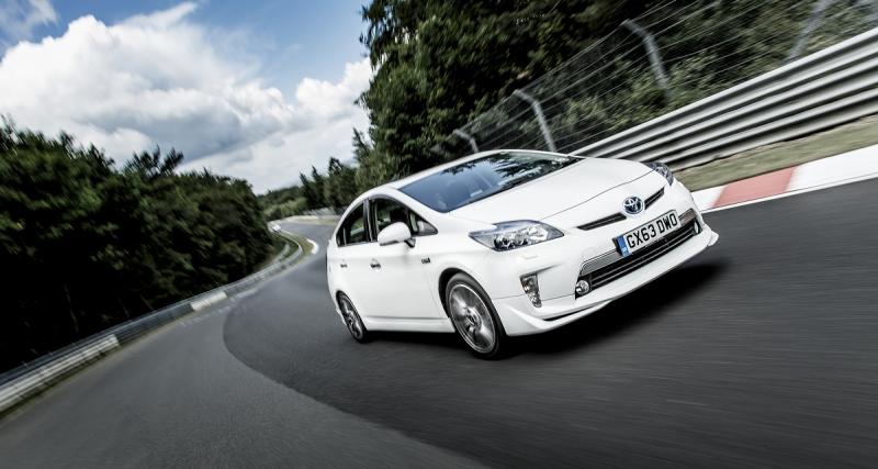  - La Toyota Prius établit un nouveau record sur le Nürburgring