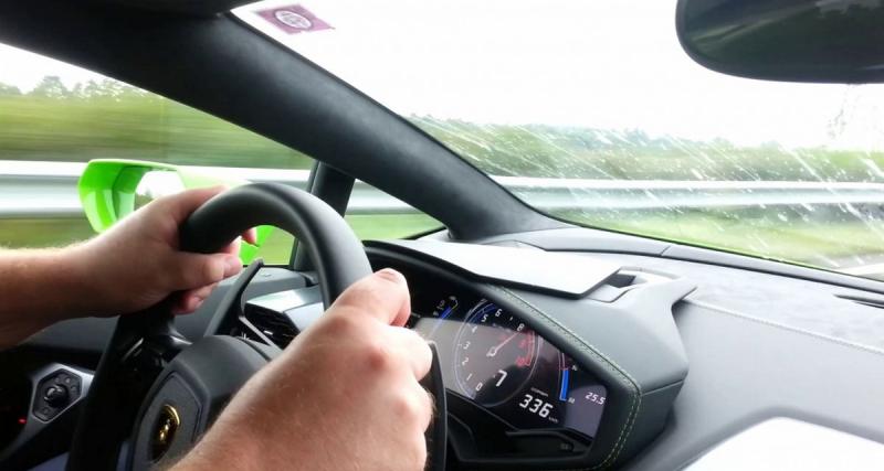  - Vidéo : 336 km/h en Lamborghini et une rencontre avec le fossé