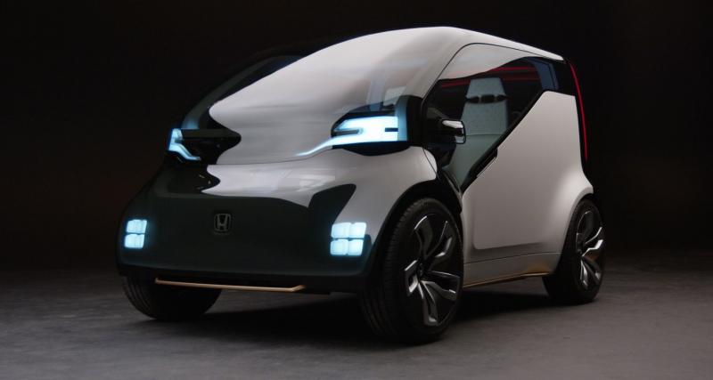  - Honda NeuV Concept : la voiture qui veut s'attacher à vous