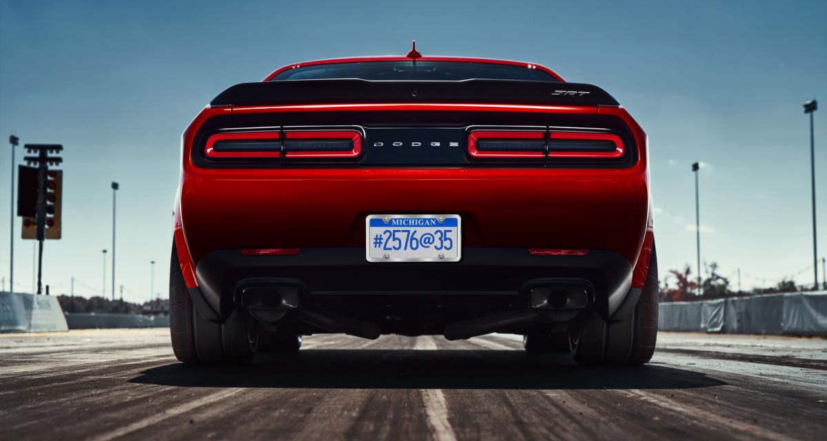 La Dodge Charger SRT Demon montre son gros popotin