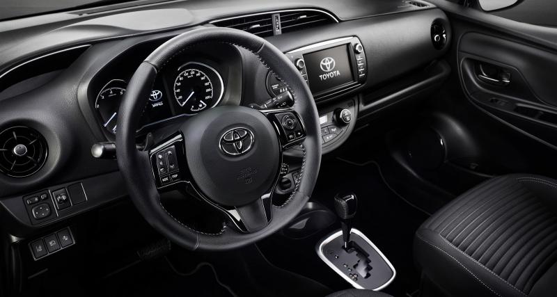Toyota Yaris restylée : elle gonfle son moteur - Encore plus de sérénité au volant de la Yaris Hybride 