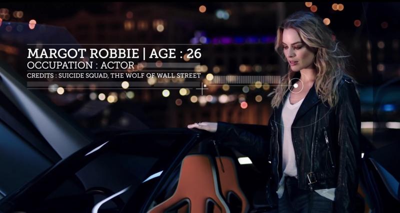  - La charmante Margot Robbie fait un tour à Monaco dans la Nissan BladeGlider
