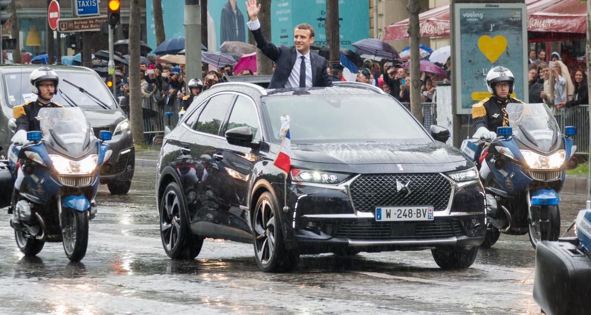 Le Président Macron roule en DS 7 Crossback