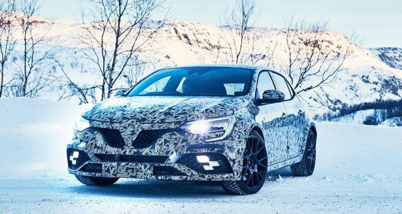  - La nouvelle Renault Mégane RS joue à la reine des neiges