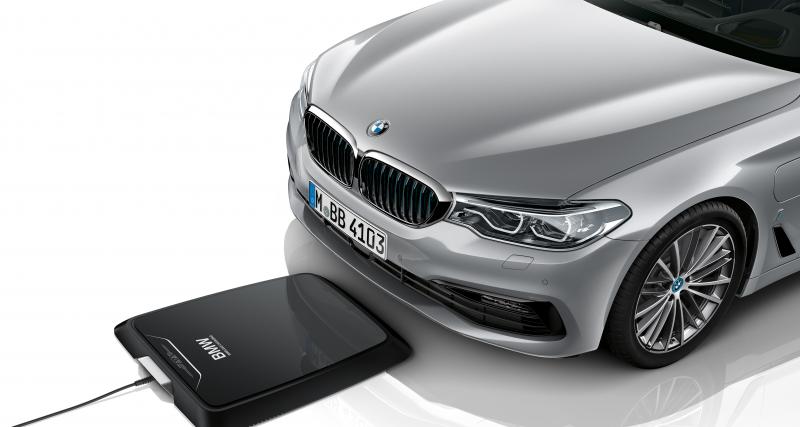  - BMW lance le chargeur de voiture à induction
