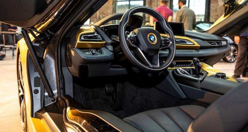 BMW i8 et i3s Starlight Edition : de l’or 24 carats dans la peau - Des dorures à l'intérieur aussi