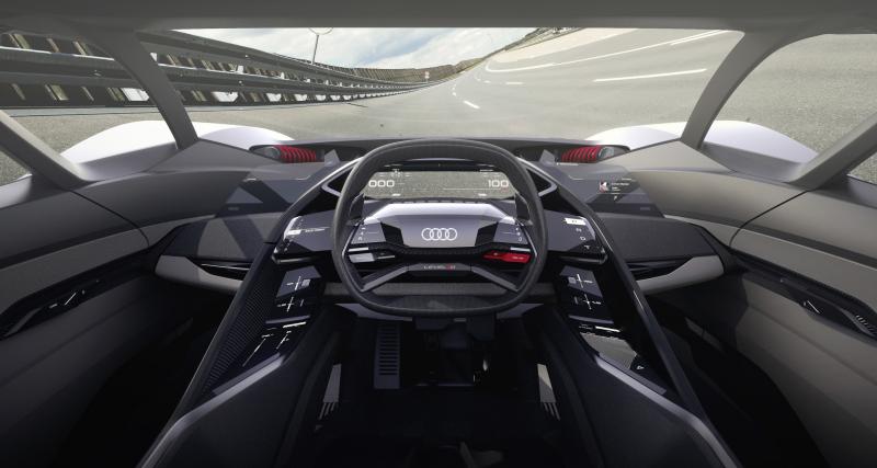 Audi PB18 E-Tron Concept : et si c’était elle, la future R8 ? - Volant au centre sur demande