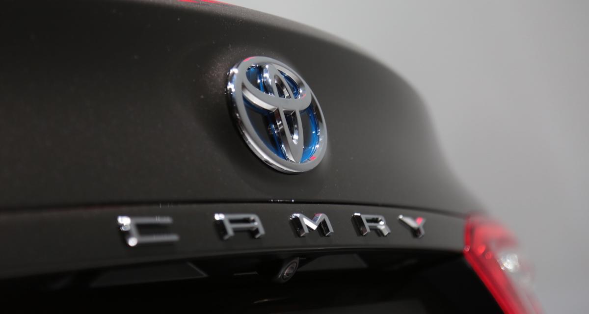 Toyota Camry Hybrid : bye bye Avensis
