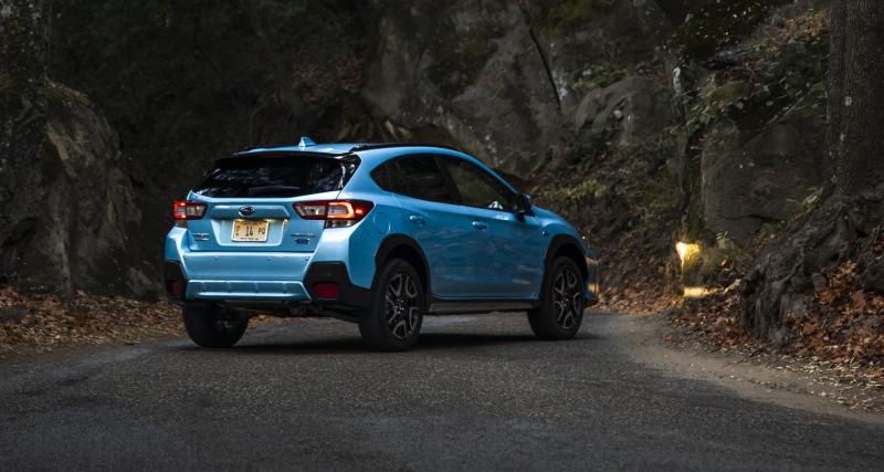 Subaru dévoile sa première hybride rechargeable - Vendu sous l’appellation Crosstrek en Amérique du Nord et XV en Europe, le crossover dérivé de l’Impreza s’offre à présent une version hybride rechargeable, une première pour Subaru.