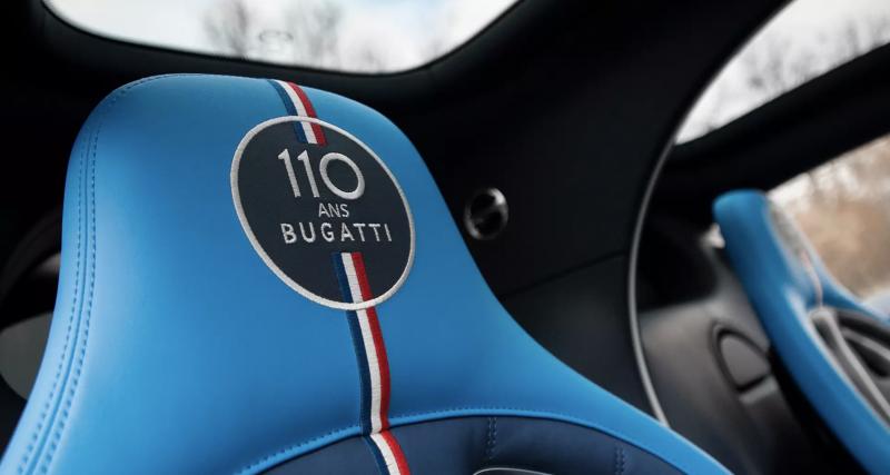 Bugatti Chiron Sport : l’édition « 110 ans » bleu blanc rouge - Toit panoramique et clé en cuir
