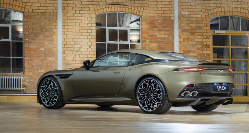 Hommage à James Bond : une Aston Martin DBS Superleggera en série limitée - Performances