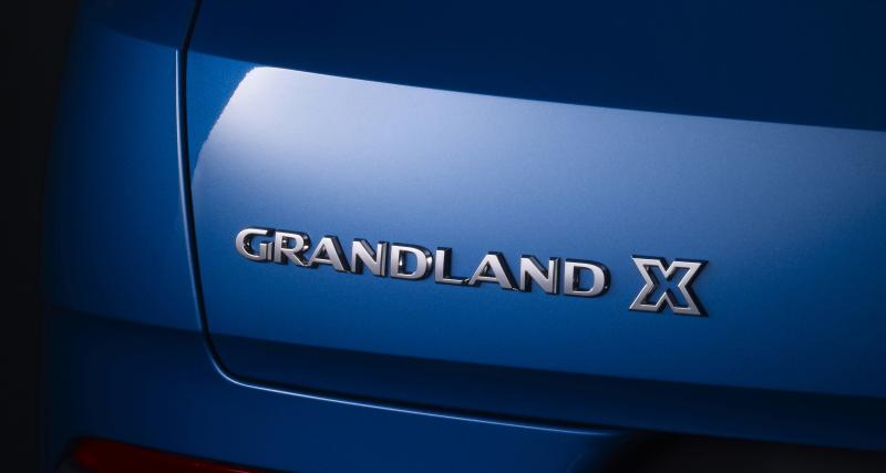 Opel Grandland X : le SUV à tout faire discrètement - Reposant sur la plateforme du Peugeot 3008, l’Opel Grandland X se montre accueillant pour les passagers.
