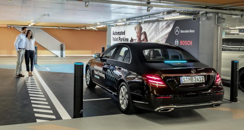 Voitures autonomes : d’abord dans le parking - Mercedes-Benz et Bosch se sont associés pour proposer un parking pour voitures autonomes.