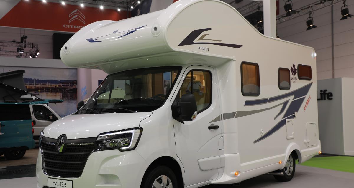 Camping-car Renault Master Ahorn : transporteur pour grands espaces