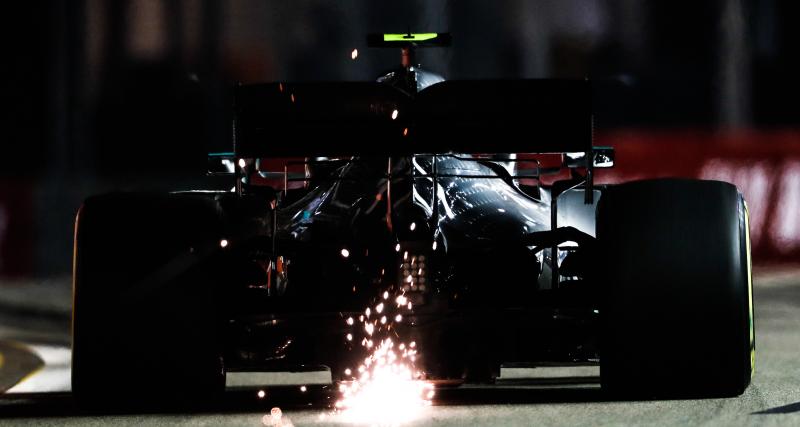 Grand Prix du Japon 2021 - Valtteri Bottas et Sir Lewis Hamilton à l'arrivée du Grand Prix du Japon 2019