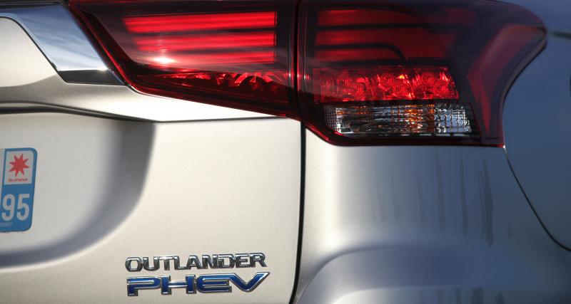 Essai du Mitsubishi Outlander PHEV : une journée franco-nippone à Chambord - L’ambiance nippone à quel prix ?