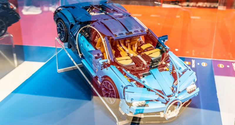 ADAC : crash-test entre une Bugatti et une Porsche… en Lego ! - De la réalité à la simulation