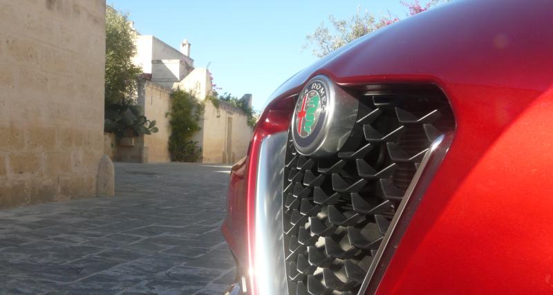 Essai des Alfa Romeo Giulia et Stelvio 2020 : nouvelle formule avant l’heure - Pour 2020, les Alfa Romeo Giulia et Stelvio travaillent sur la qualité perçue et la technologie embarquée. Plusieurs évolutions qui ne touchent pas au design.
