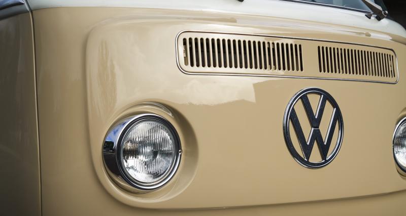 Le Combi passe à l'électrique : le van mythique de Volkswagen en mode rétrofit - Ressusciter un mythe