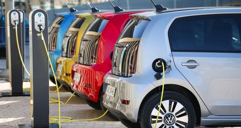 Essai de la Volkswagen e-up! 2.0 : énergies positives - La Volkswagen e-up! se met à jour avec une nouvelle batterie, un nouveau logo et plus d’autonomie.
