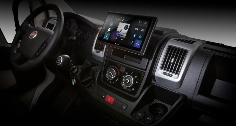  - Pioneer dévoile un nouveau combiné à grand écran avec CarPlay pour le Fiat Ducato