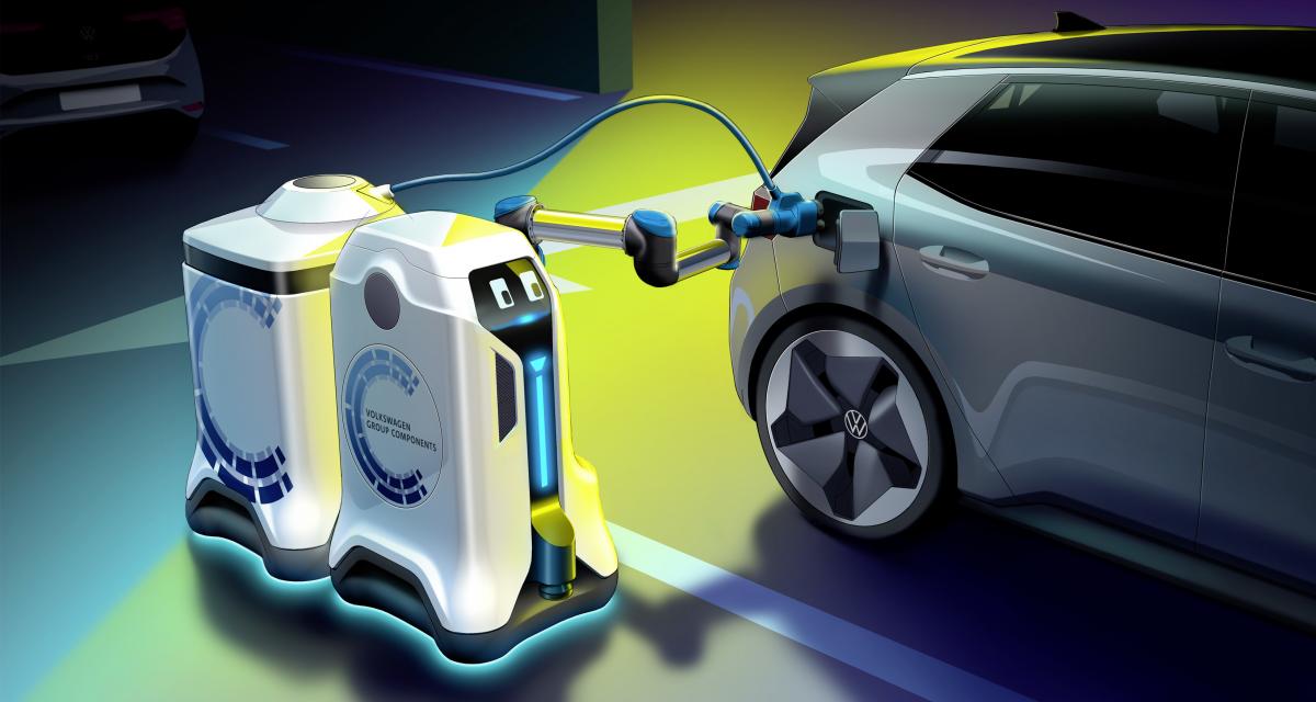 Volkswagen : un robot autonome visionnaire recharge les véhicules électriques
