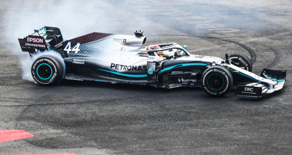 F1 - tests à Barcelone : Hamilton pas serein après son problème moteur