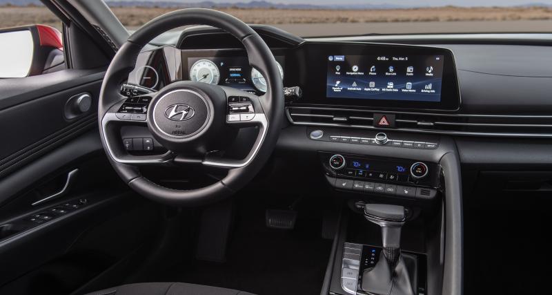 Hyundai Elantra (2021) : refonte totale pour la berline compacte - Du nouveau sous le capot