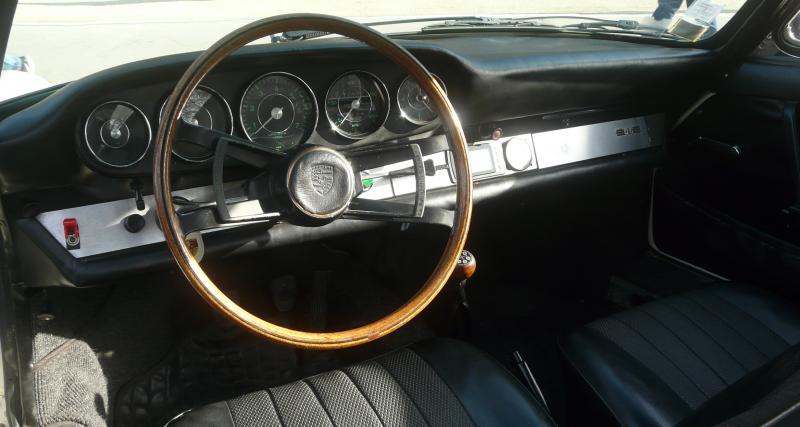 Rétrofuture : une rallonge pour les anciennes - La Porsche 912 revue par Rétrofuture est électrique. À l’extérieur, rien ne change ou presque. Le pot d’échappement a notamment disparu.