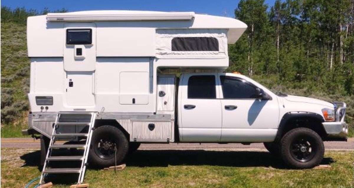 Camping-car : le Ford F-350 passe en mode maison sur 4 énormes roues !