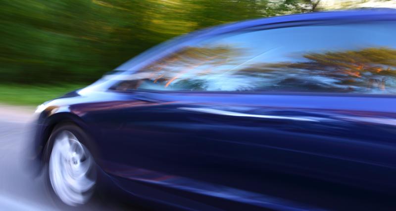 Fous du volant : flashé à 309 km/h au volant de la Mercedes C63 AMG de ses parents - Photo d'illustration