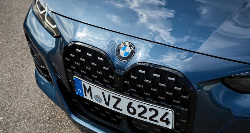 La voici, la nouvelle BMW Série 4 Coupé se dévoile ! - Nouveau look et calandre proéminente à l’ancienne pour la dernière Série 4 Coupé de BMW.