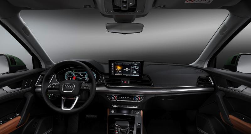 Audi Q5 (2020) : mise à jour globale et feux dynamiques OLED pour le SUV compact - Écran tactile de 10,1 pouces
