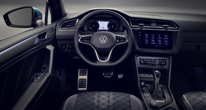 Volkswagen Tiguan (2020) : avalanche de nouveautés pour le SUV compact restylé - Une face avant affinée et plus élégante