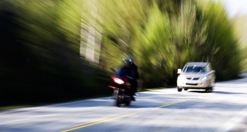  - Un motard belge trace à 133 km/h, son bolide termine en fourrière