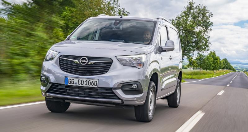 Opel Combo Cargo et Vivaro transmission intégrale : des pros en mode 4x4 - Opel Combo 4x4