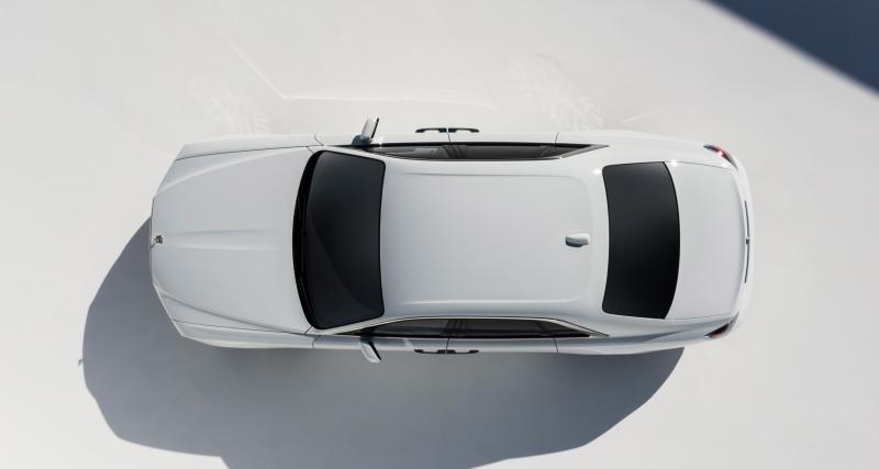 Rolls-Royce Ghost (2021) : pas de révolution pour la nouvelle “baby Rolls” - Sobre et efficace niveau look