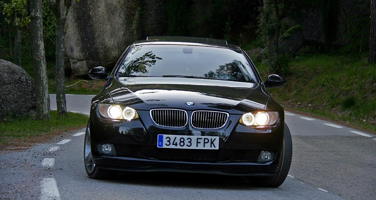 Flashé en BMW Série 3 à 191 km/h il se roule un joint devant les gendarmes !