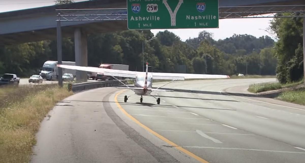 L’avion a redécollé en plein milieu d’une autoroute