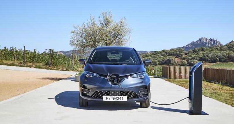  - Il recharge gratuitement sa Renault Zoe grâce à une faille du superchargeur Tesla (vidéo)