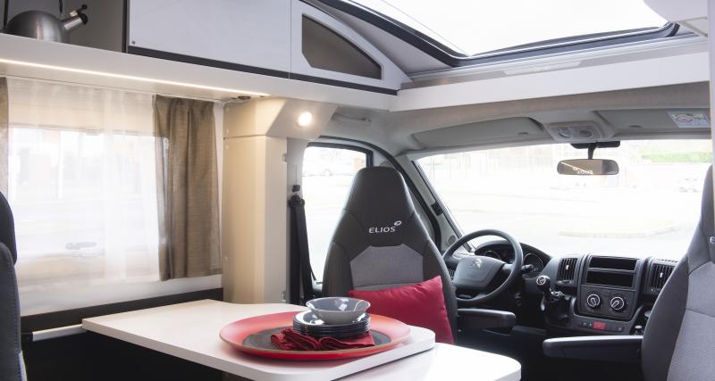 Elios Carvan SC : le profilé à lit central sur base de Citroën Jumper - L'astucieux Vario