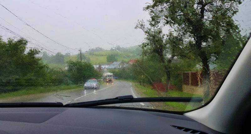  - Il fonce à 190 km/h sous une pluie battante, les policiers belges lui retirent le permis