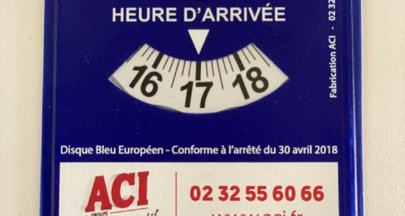  - Disque de stationnement : passez à l'adhésif made in France