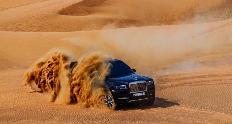  - Le Rolls-Royce Cullinan à l’assaut du désert d’Arabie